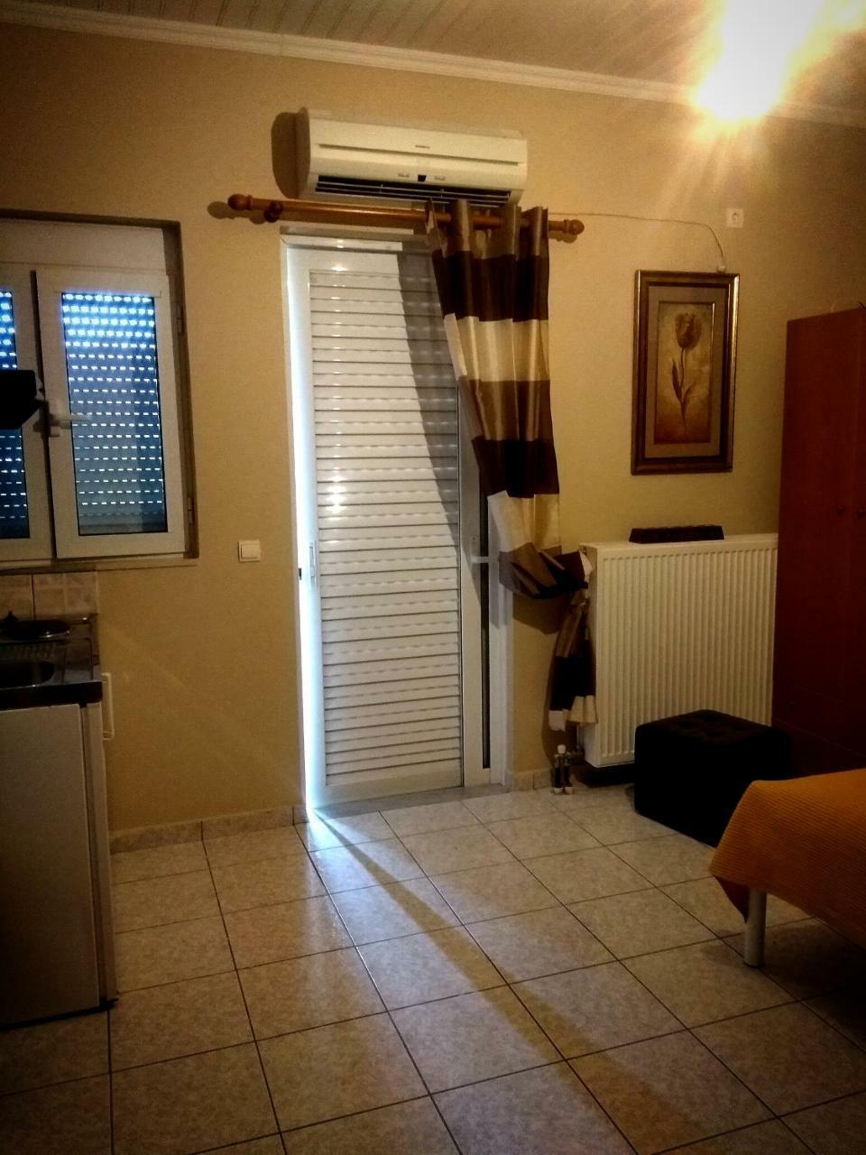 Tommy"S Rooms Lefkada Island Exterior photo
